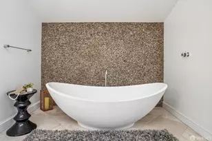 2550 Greenwich St, San Francisco, CA 94123 - Photo 9