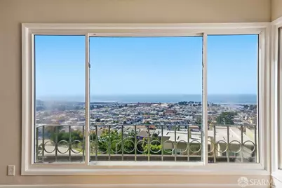 2056 14th Avenue, San Francisco, CA 94116 - Photo 9