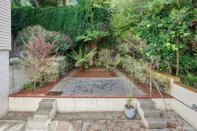 2639 Greenwich Street, San Francisco, CA 94123 - Photo 21
