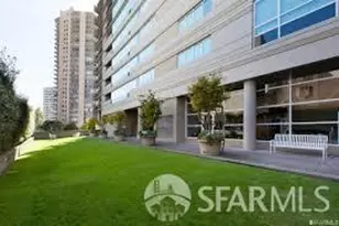 1388 Gough St, San Francisco, CA 94109 - Photo 3