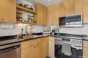 1388 Gough St, San Francisco, CA 94109 - Photo 5