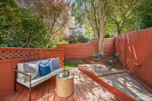 559 27th St, San Francisco, CA 94131 - Photo 7