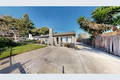 471 Green Street, East Palo Alto, CA 94303 - Photo 1
