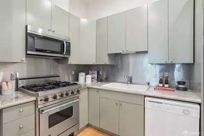 3257 20th Street, San Francisco, CA 94110 - Photo 13
