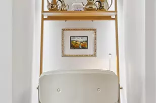 2525 Van Ness Ave, San Francisco, CA 94109 - Photo 9