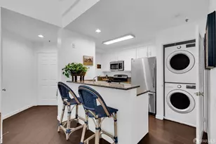 180 Caldecott Ln, Oakland, CA 94618 - Photo 3