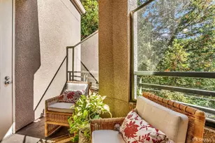180 Caldecott Ln, Oakland, CA 94618 - Photo 25