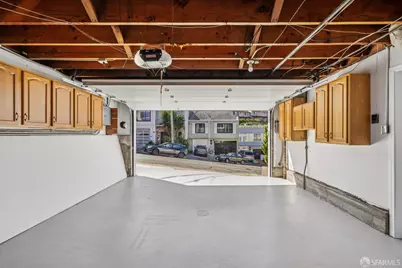 100 Bridgeview Drive, San Francisco, CA 94124 - Photo 25