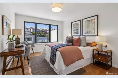 100 Bridgeview Drive, San Francisco, CA 94124 - Photo 13