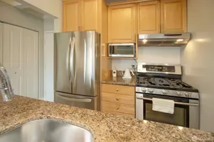 990 Duncan St, San Francisco, CA 94131 - Photo 3