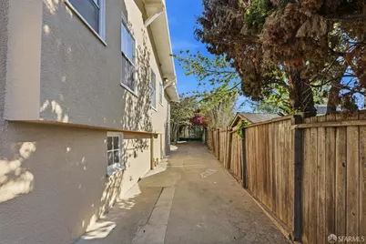 726 E 23rd Street, Oakland, CA 94606 - Photo 37