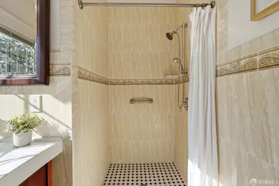 726 E 23rd Street, Oakland, CA 94606 - Photo 25