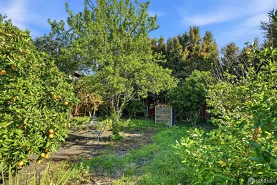 726 E 23rd Street, Oakland, CA 94606 - Photo 33