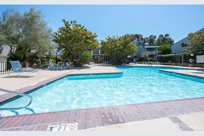 137 Piccadilly Place #A, San Bruno, CA 94066 - Photo 27