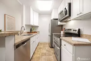 137 Piccadilly Pl, San Bruno, CA 94066 - Photo 7