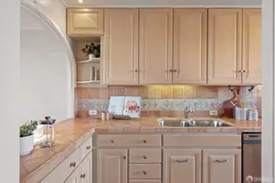 1050 North Point St, San Francisco, CA 94109 - Photo 17