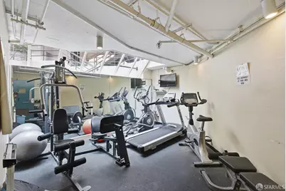 1945 Washington Street #605, San Francisco, CA 94109 - Photo 17