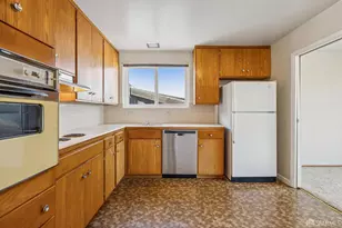 196 Alta Vista Way, Daly City, CA 94014 - Photo 17