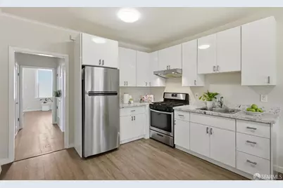 699 London Street, San Francisco, CA 94112 - Photo 13
