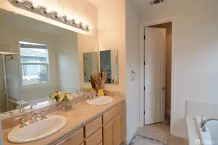 1194 Gliessen Ter, Sunnyvale, CA 94089 - Photo 23