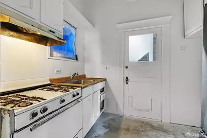642 Clayton Street, San Francisco, CA 94117 - Photo 23