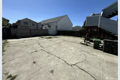 831 35th Street, Oakland, CA 94608 - Photo 31