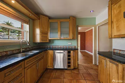 95 South Hill Boulevard, San Francisco, CA 94112 - Photo 17