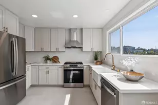 301 Crestlake Dr, San Francisco, CA 94132 - Photo 17