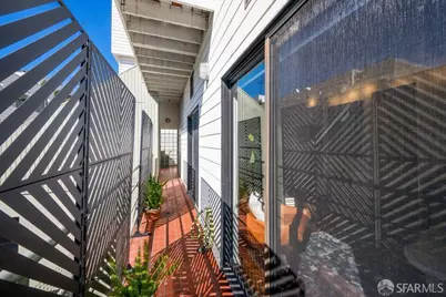 2425 Market Street #6, San Francisco, CA 94114 - Photo 37