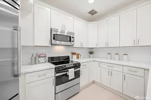 255 Berry St, San Francisco, CA 94158 - Photo 13