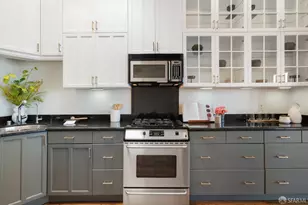 112 Lundys Ln, San Francisco, CA 94110 - Photo 15