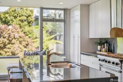 1170 Chestnut Street, San Francisco, CA 94109 - Photo 15