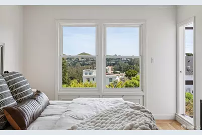 2062 10th Avenue, San Francisco, CA 94116 - Photo 21