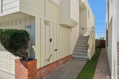 127 Springfield Drive, San Francisco, CA 94132 - Photo 3