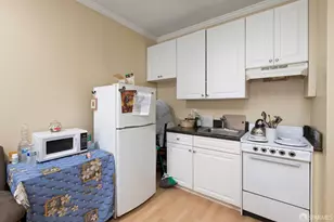 1180 Clayton St, San Francisco, CA 94117 - Photo 21