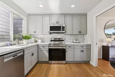 119 Trumbull Street, San Francisco, CA 94112 - Photo 11