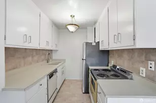 35 Lottie Bennett Ln, San Francisco, CA 94115 - Photo 9