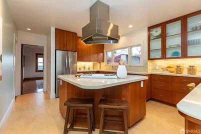 5380 Thomas Avenue, Oakland, CA 94618 - Photo 5