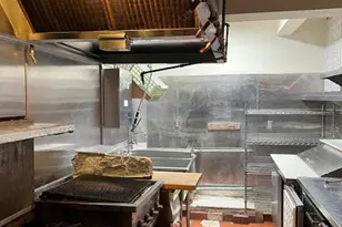 1666 Lombard St, San Francisco, CA 94123 - Photo 17