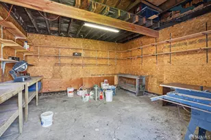 979 Grace Ave, Oakland, CA 94608 - Photo 31