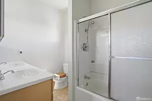 979 Grace Ave, Oakland, CA 94608 - Photo 25