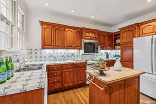 2001 Sacramento St, San Francisco, CA 94109 - Photo 7