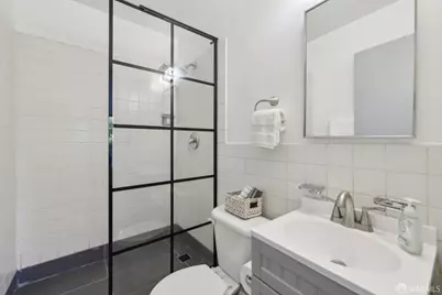 134 Albatross Court, San Francisco, CA 94124 - Photo 17