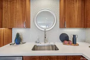 733 Chestnut St, San Francisco, CA 94133 - Photo 15