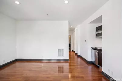 725 Pine Street #301, San Francisco, CA 94108 - Photo 17