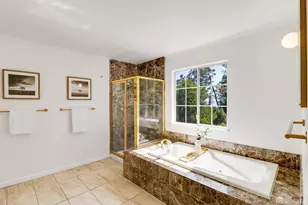 6163 Girvin Dr, Oakland, CA 94611 - Photo 17
