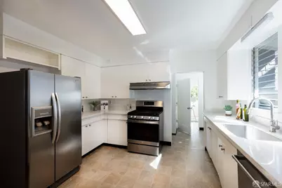 373 Moraga Avenue, Piedmont, CA 94611 - Photo 11