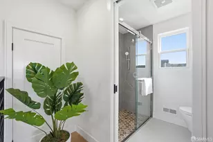 511 Edinburgh St, San Francisco, CA 94112 - Photo 45