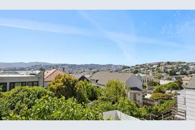 1479 Newcomb Avenue, San Francisco, CA 94124 - Photo 35