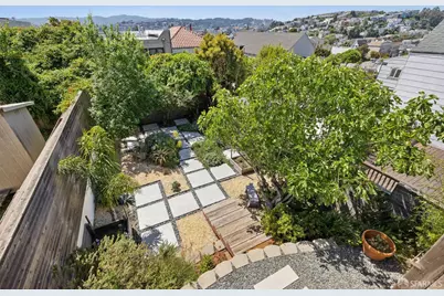 1479 Newcomb Avenue, San Francisco, CA 94124 - Photo 3